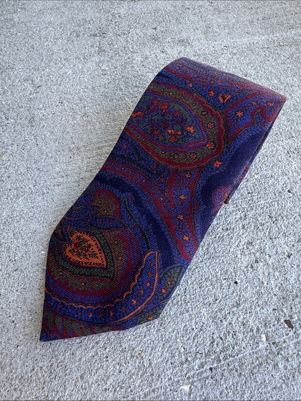 VTG Polo by Ralph Lauren Purple Paisley Men's Wool Tie - Handmade In Italy